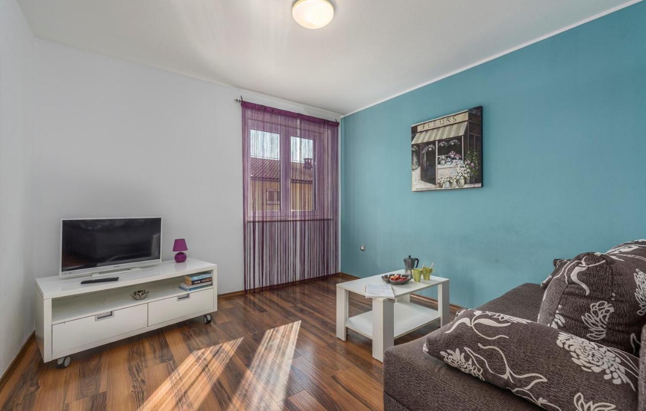 Apartment Marino ポレッチ 部屋 写真